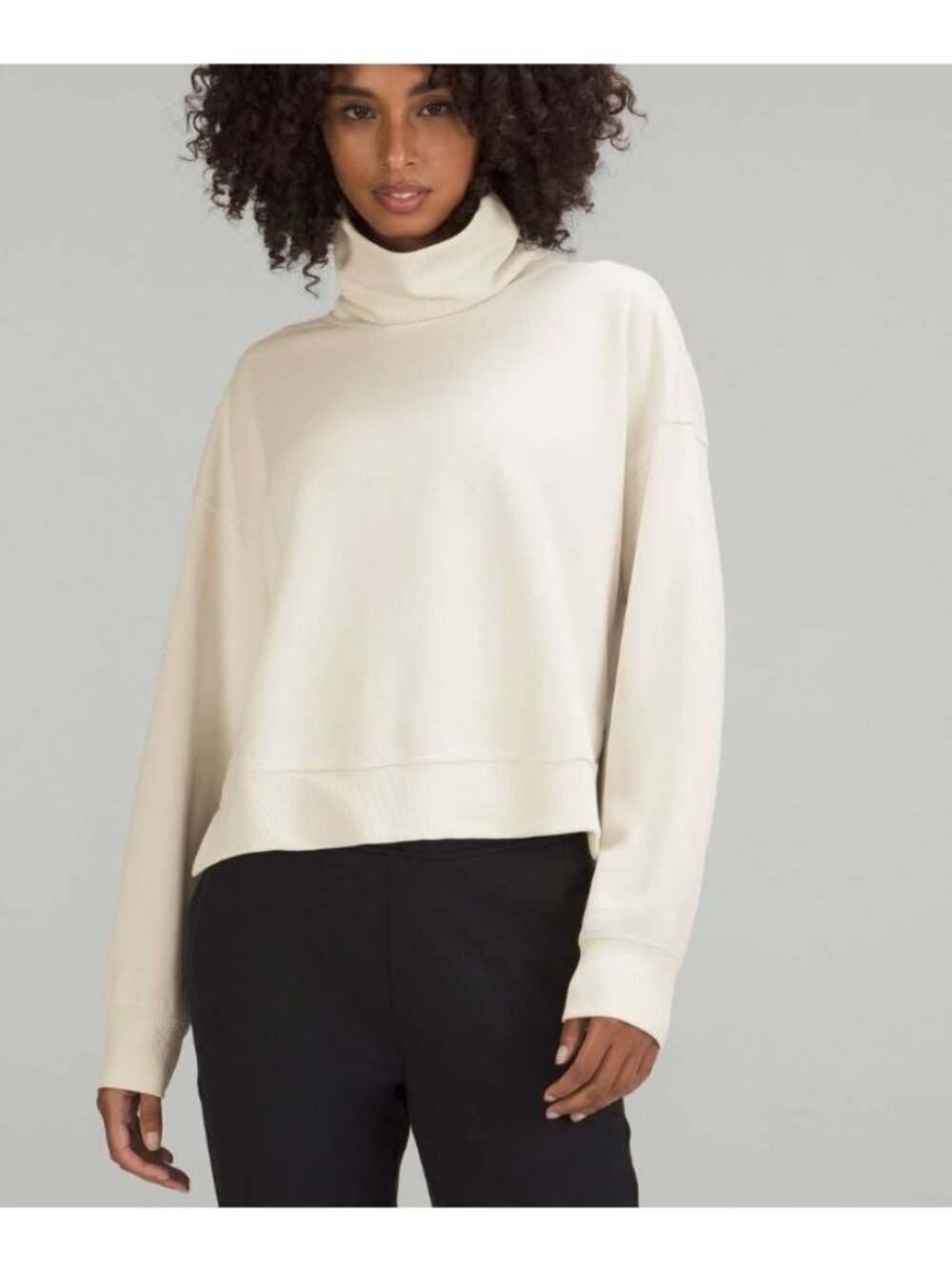Lululemon Softstreme Turtleneck Pullover White Opal Size 6
